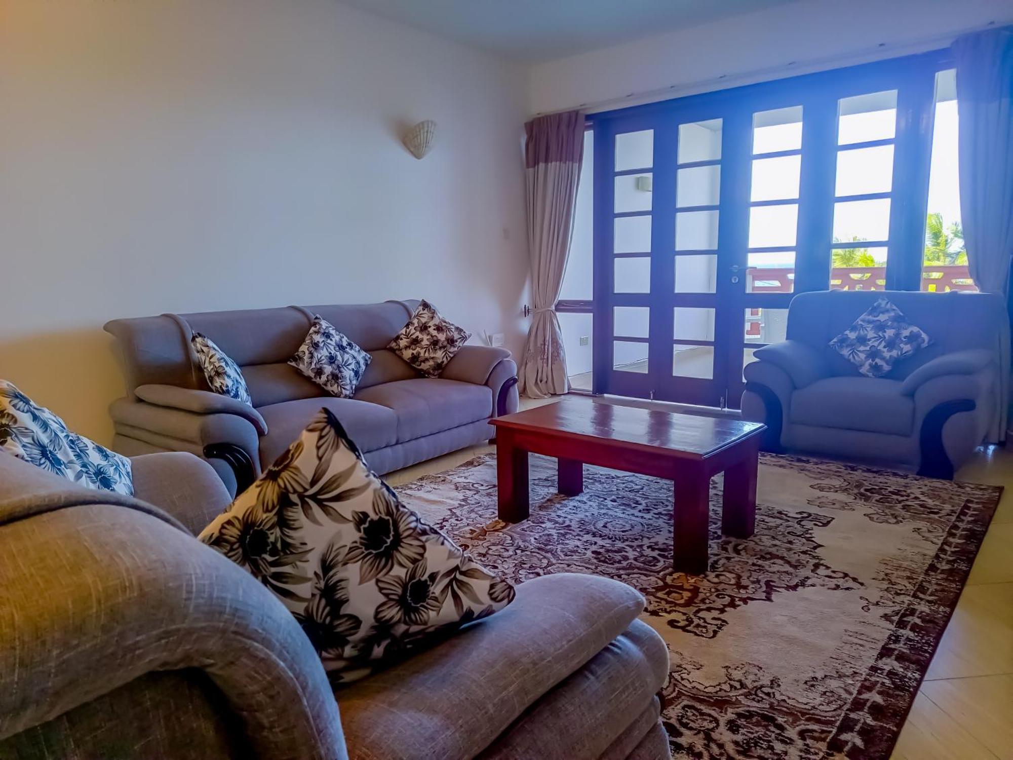 Ivory Beachfront Stays Mombasa Exterior foto