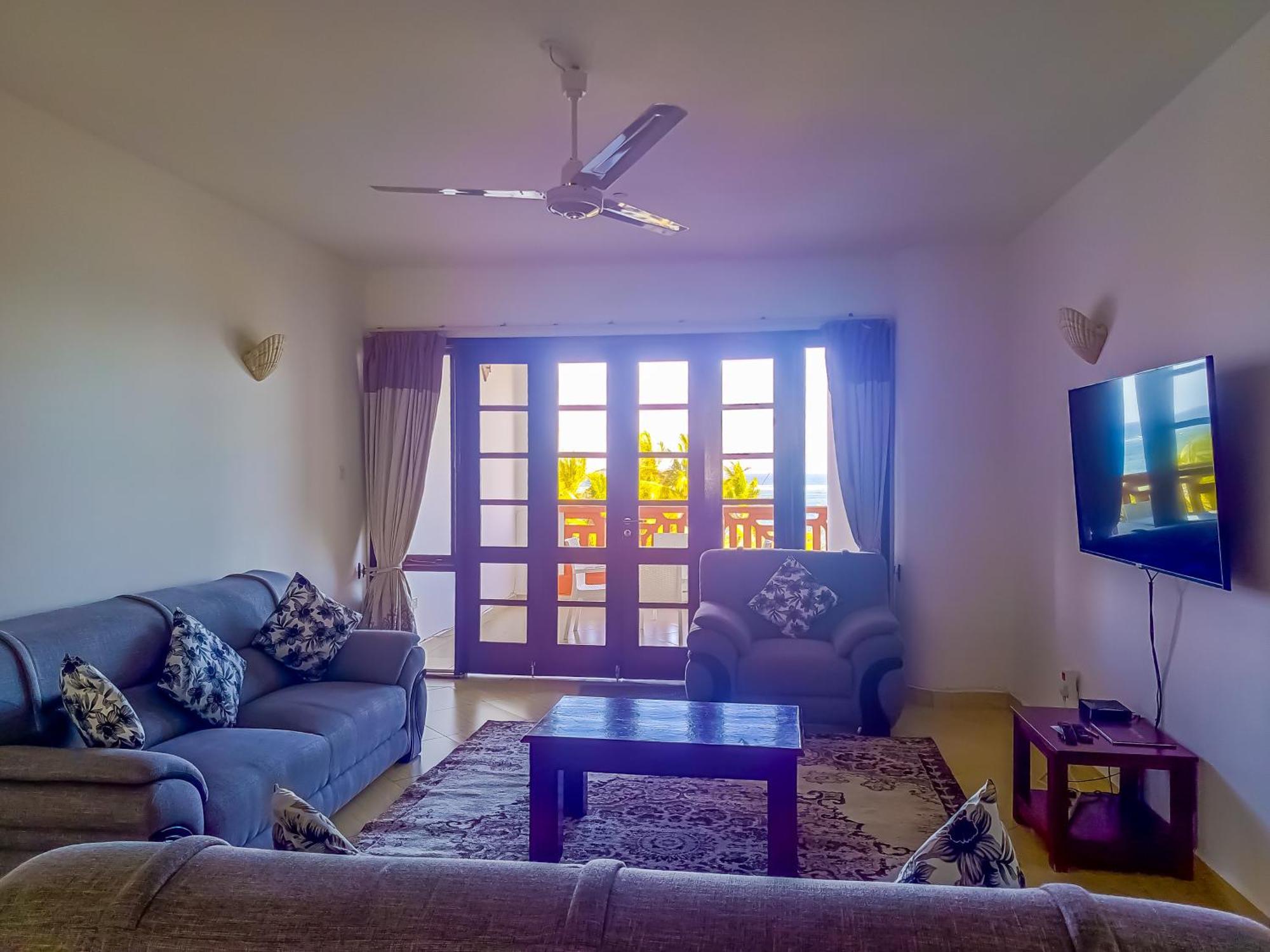 Ivory Beachfront Stays Mombasa Exterior foto